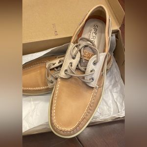 Sperry Topsiders